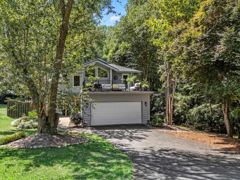 Homes For Sale - 24 Old House Lane<br/> Spartanburg, SC 29302