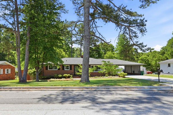 2333 COUNTRY CLUB RD, SPARTANBURG, SC 29302 - Image c2a031d64bef5fe267bb523a0e4401a1/2132031090