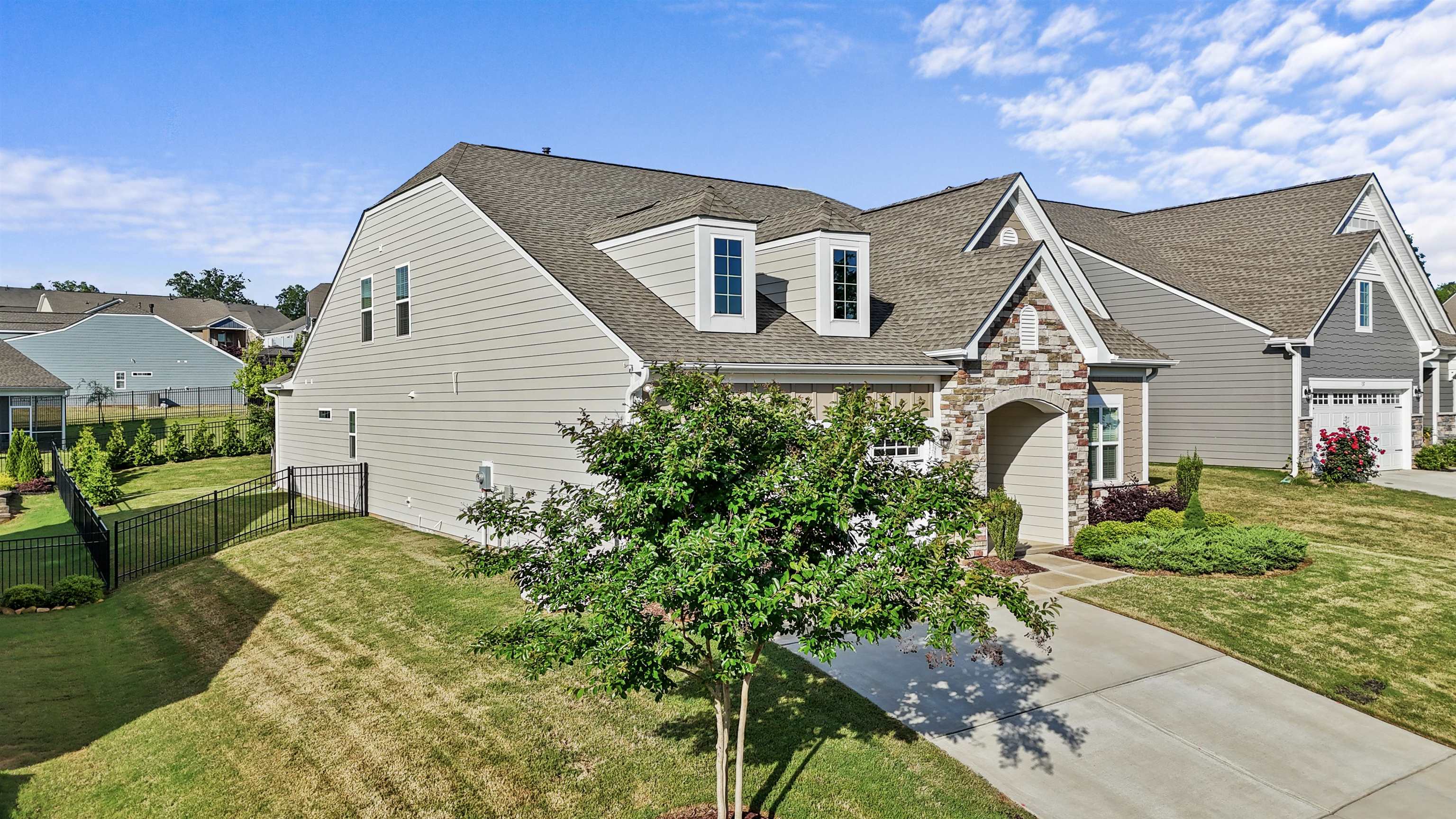 133 Double Crest Drive, Greer, South Carolina image 2