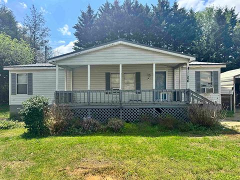 Mobile Home For Sale - 1106 Farrs Bridge Road<br/> Pickens County, Pickens, SC 29671