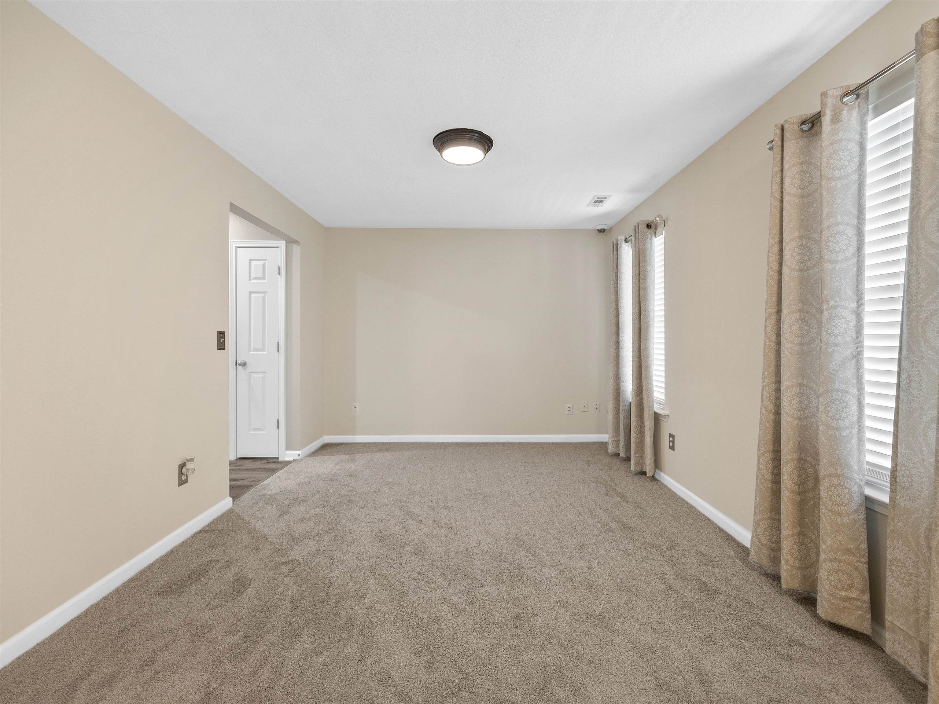 120 Care Ln Ln, Greer, South Carolina image 10