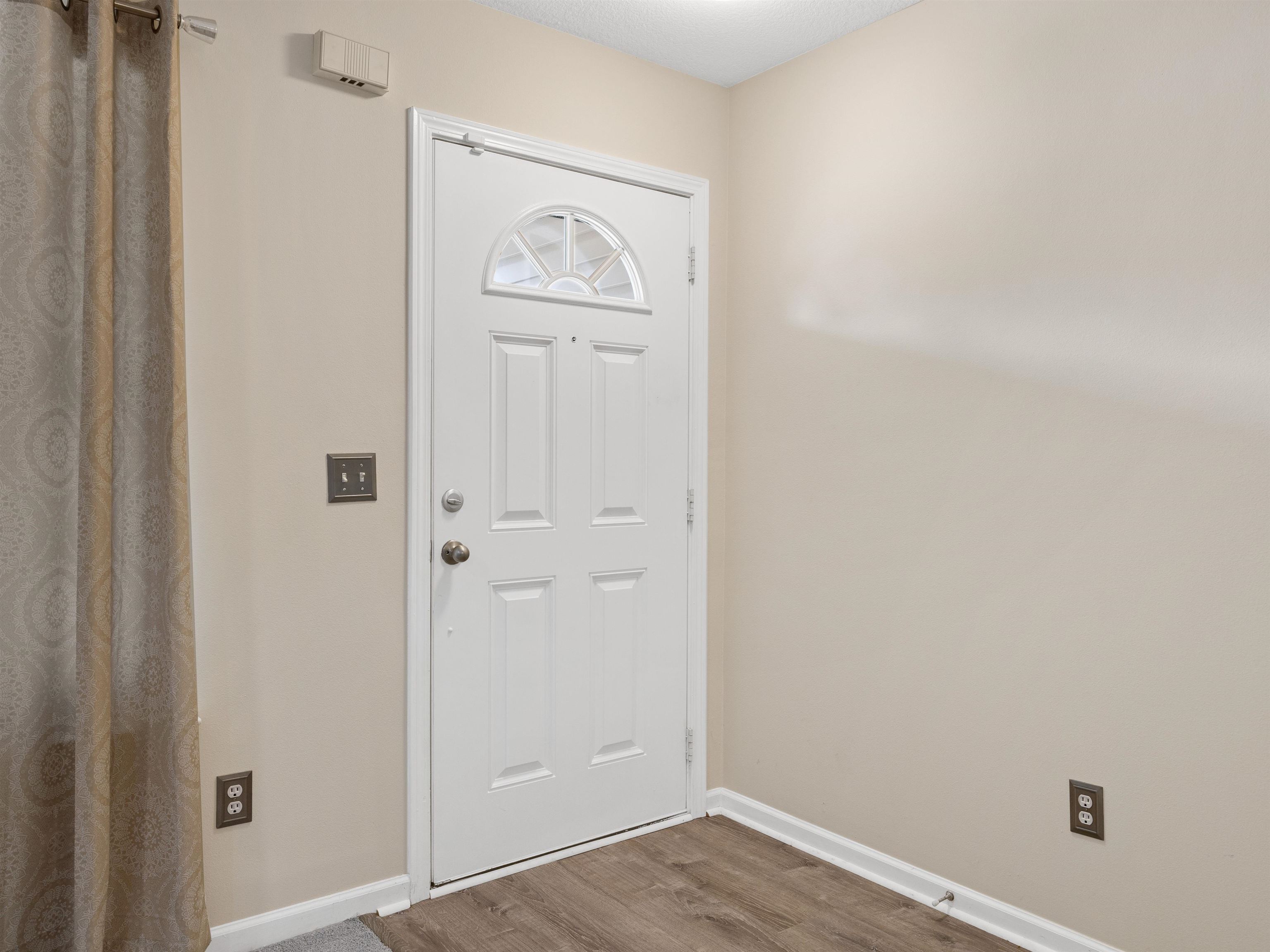 120 Care Ln Ln, Greer, South Carolina image 4