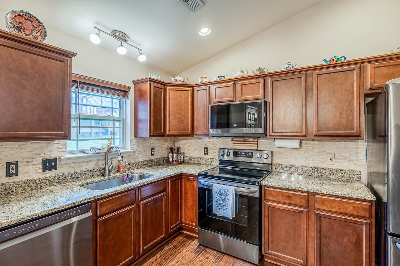 653 Chartwell Drive, Greer, South Carolina image 6