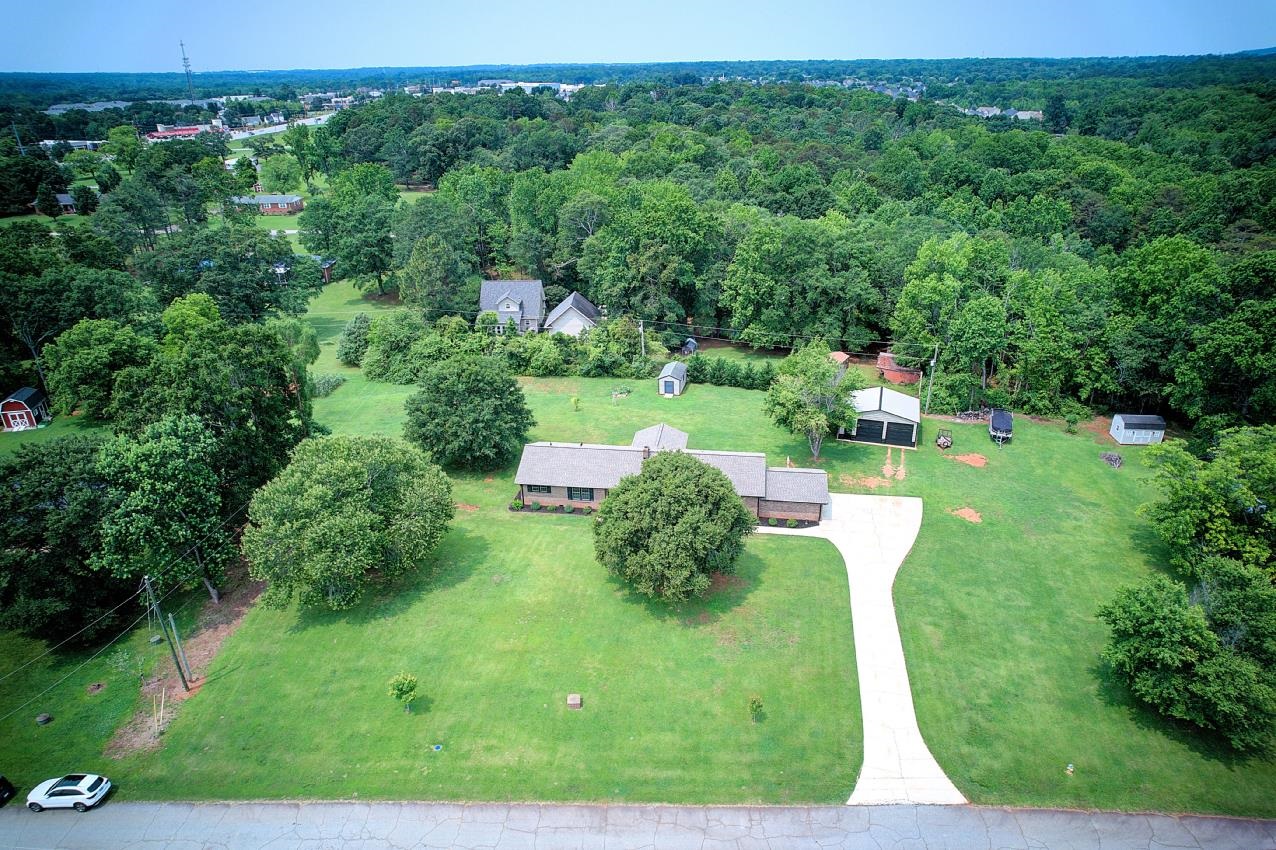 114 Deerwood Circle, Simpsonville, South Carolina image 4