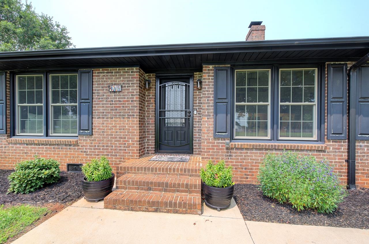 114 Deerwood Circle, Simpsonville, South Carolina image 3