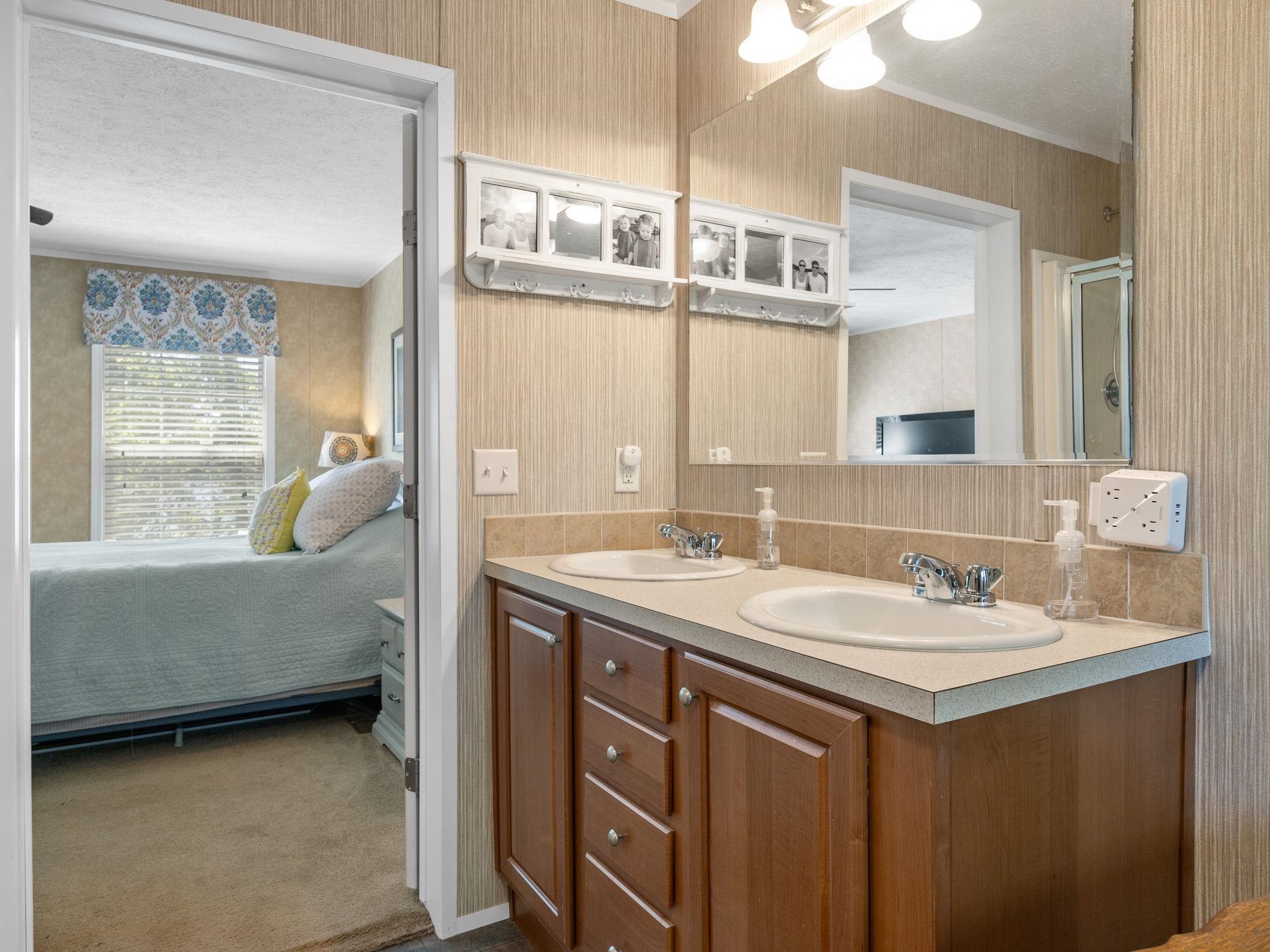 808 Anglers Haven Road, Cross Hill, South Carolina image 17