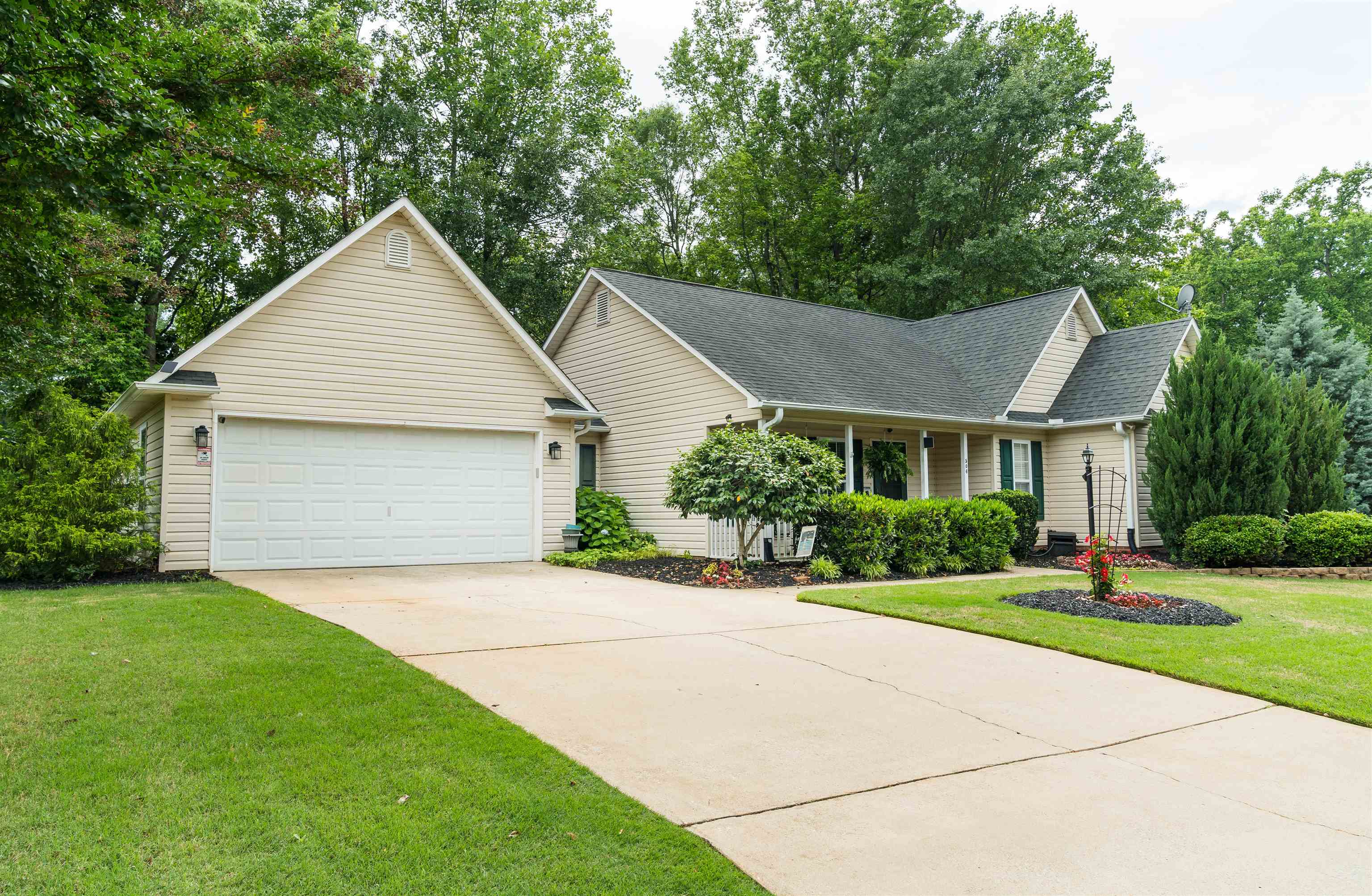 506 Indigo Springs Run, Spartanburg, South Carolina image 4