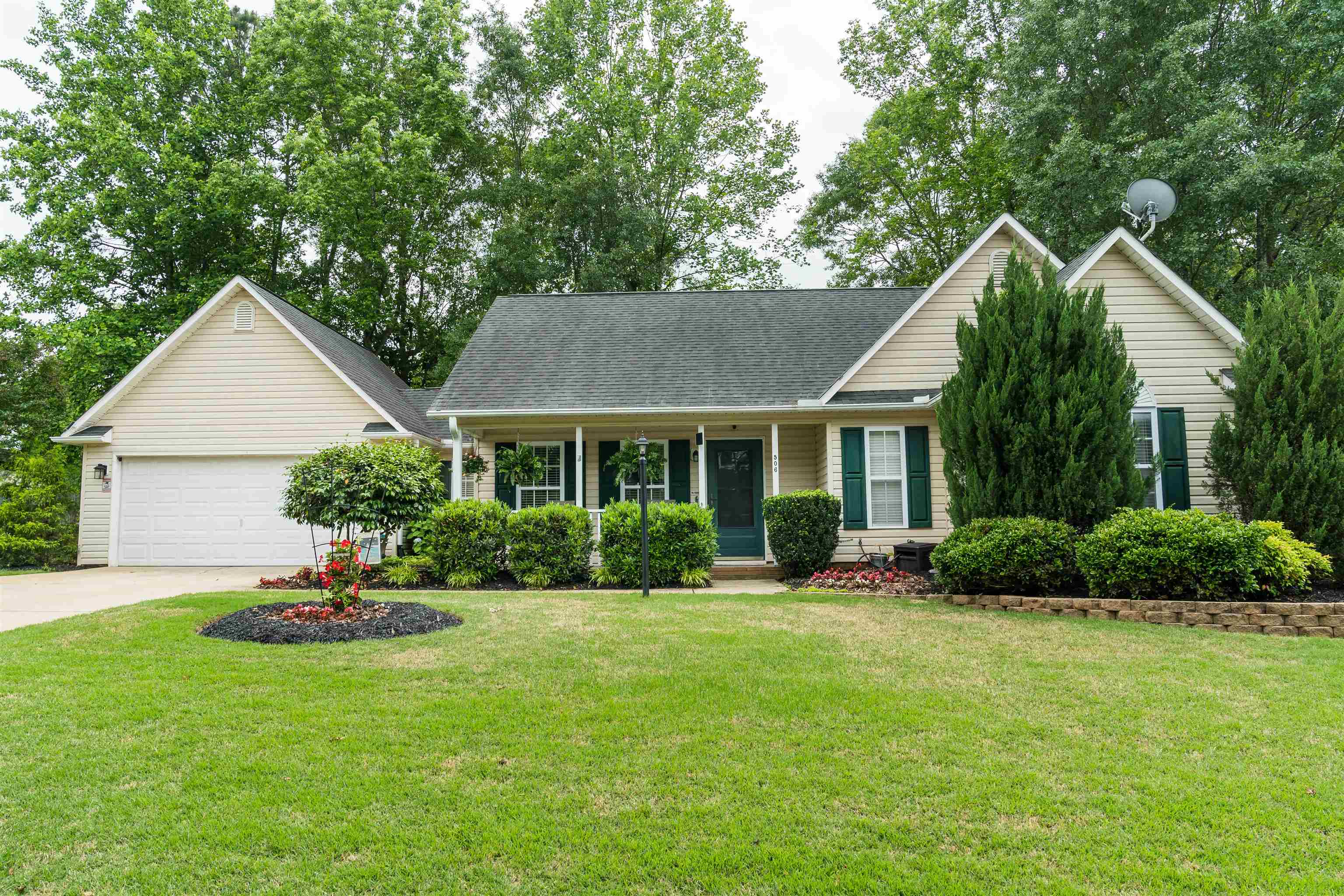 506 Indigo Springs Run, Spartanburg, South Carolina image 1