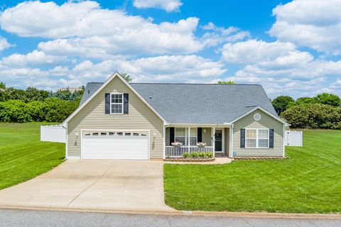 Homes For Sale - 315 Shadowfield Acres Drive<br/> Duncan, SC 29334