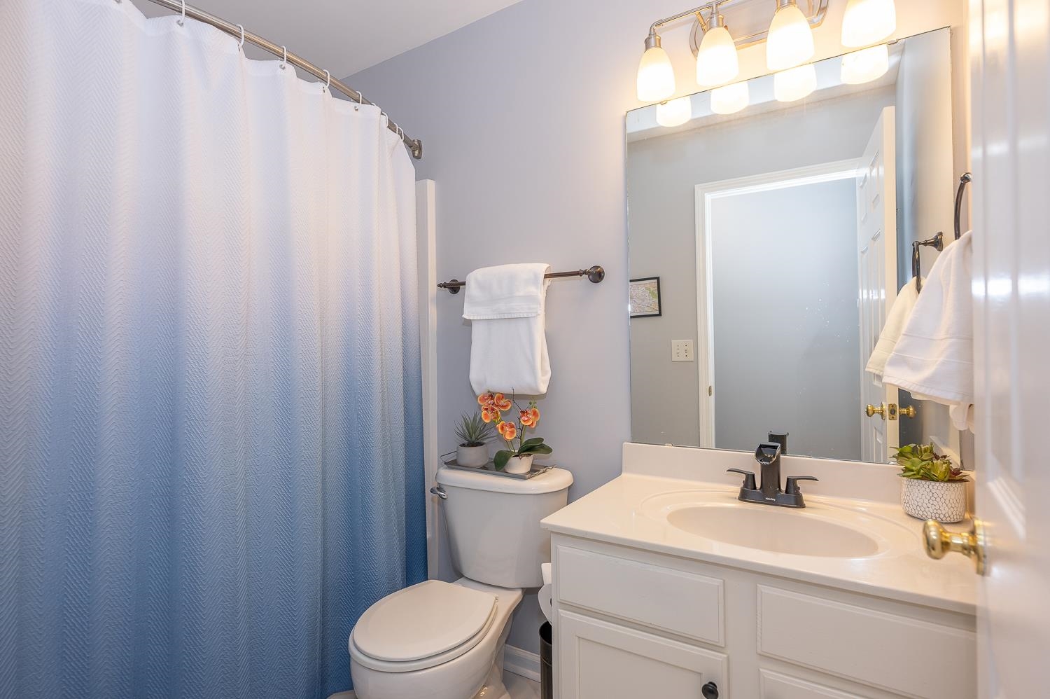 206 Manhassett Court, Greenville, New York image 22