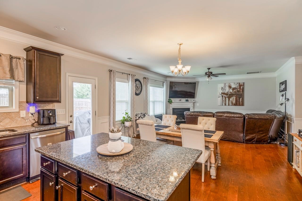 402 Kindletree Way, Simpsonville, South Carolina image 8