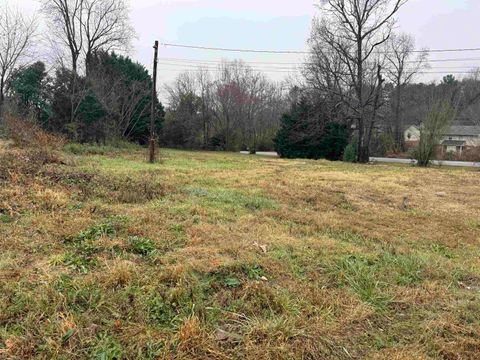Homes For Sale - 221 N Main Street<br/> Inman, SC 29349