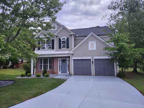 Homes For Sale - 309 Valhalla Lane<br/> Simpsonville, SC 29681