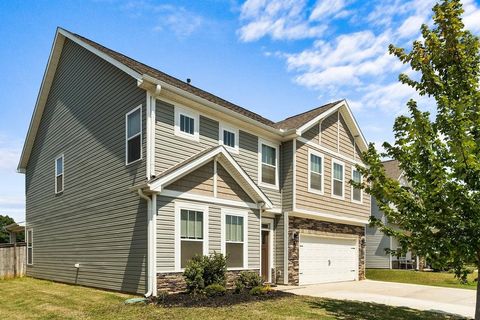 A home in Duncan