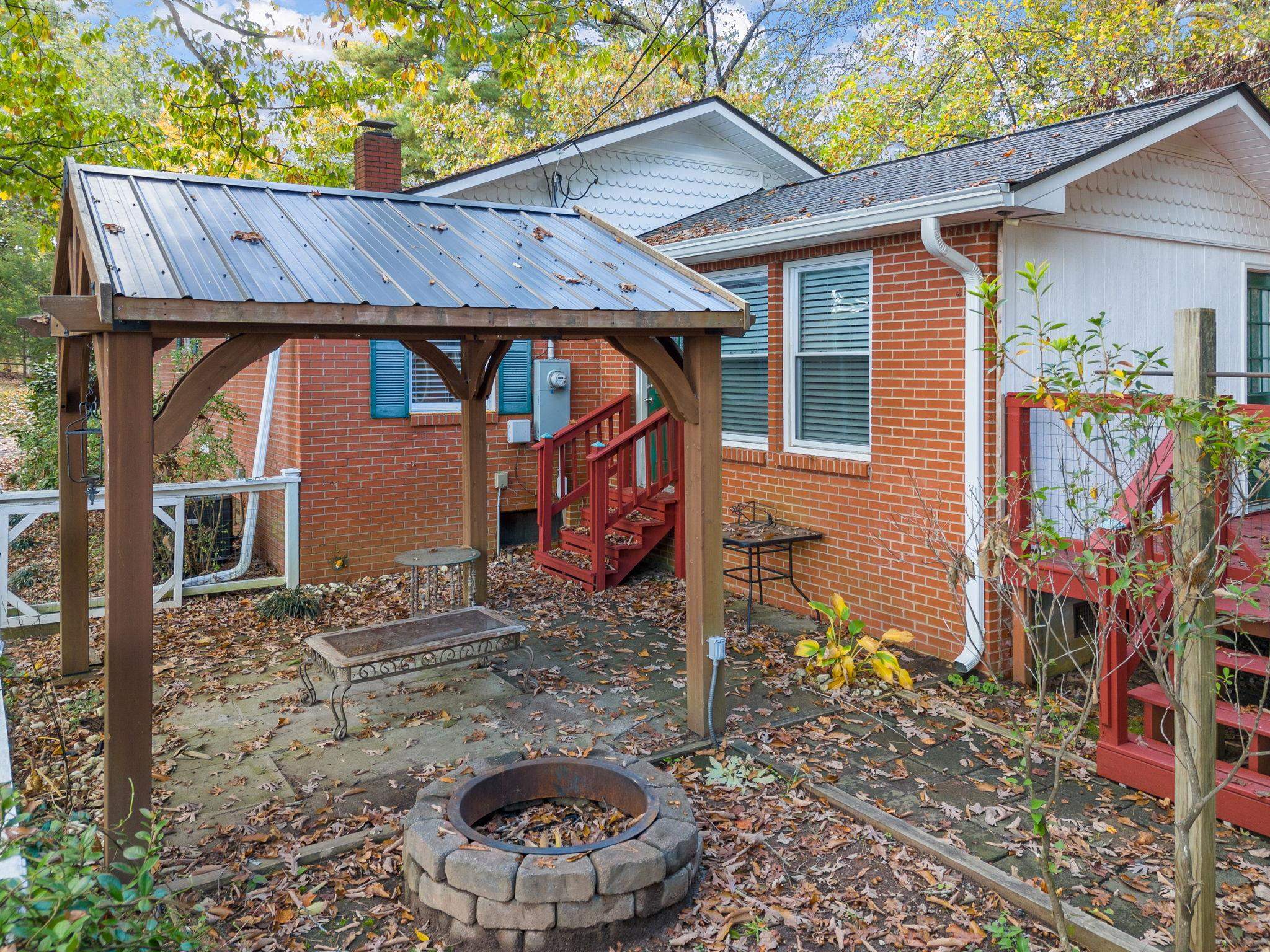 515 Forest Avenue, Landrum, South Carolina image 32