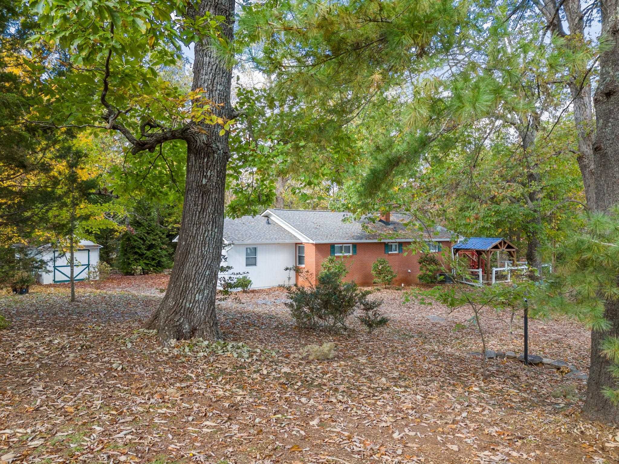 515 Forest Avenue, Landrum, South Carolina image 35