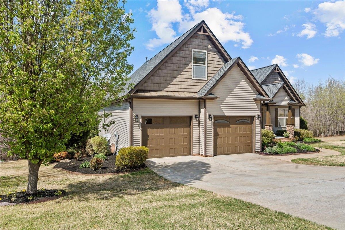 9 Crimson Glory Way, Travelers Rest, South Carolina image 3