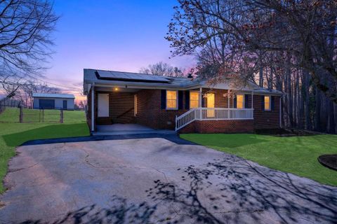 Homes For Sale - 189 Birchwood Drive<br/> Roebuck, SC 29376