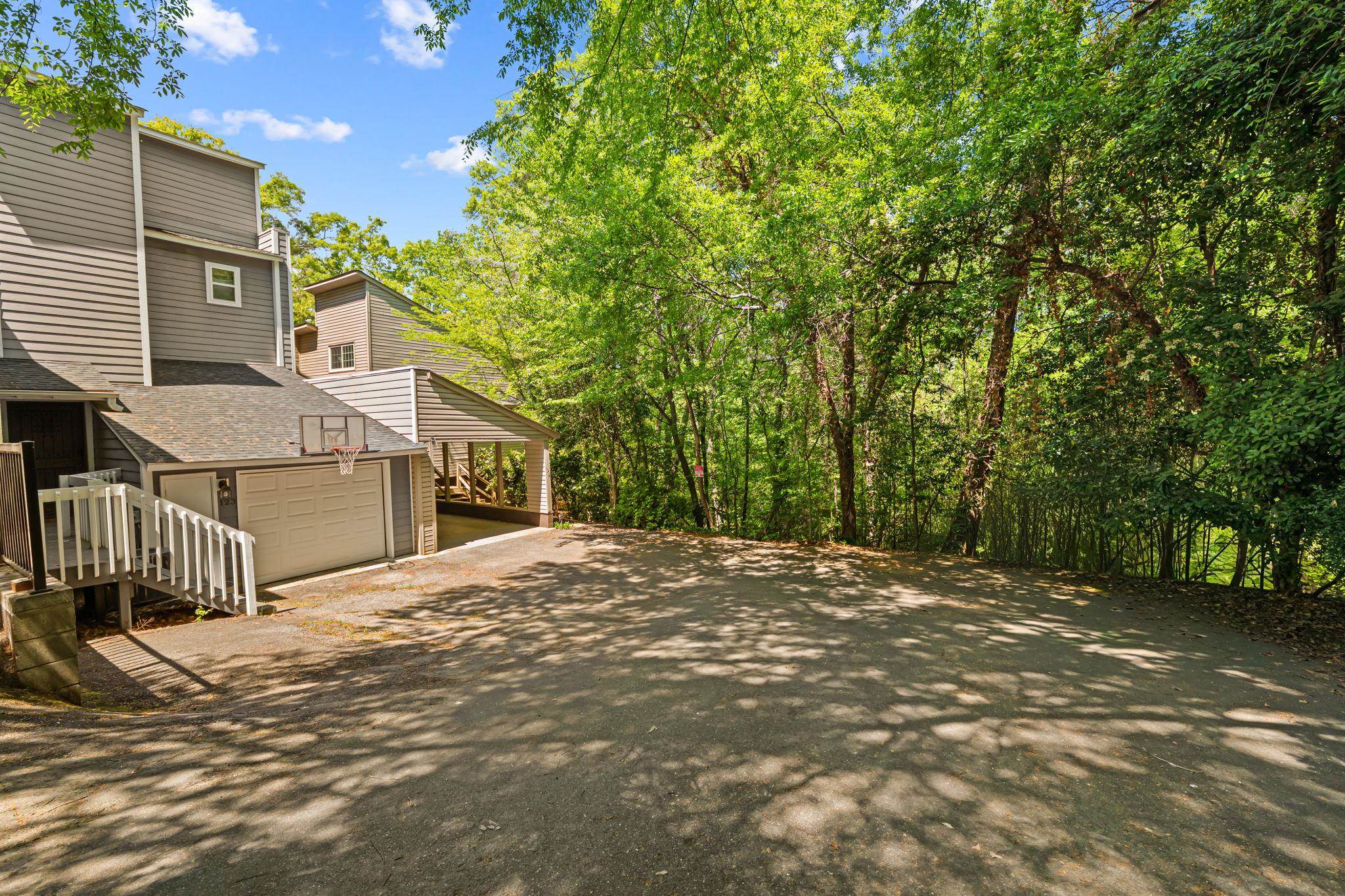 Clemson, South Carolina, 29631, United States, 4 Bedrooms Bedrooms, ,4 BathroomsBathrooms,Residential,Active,2044166