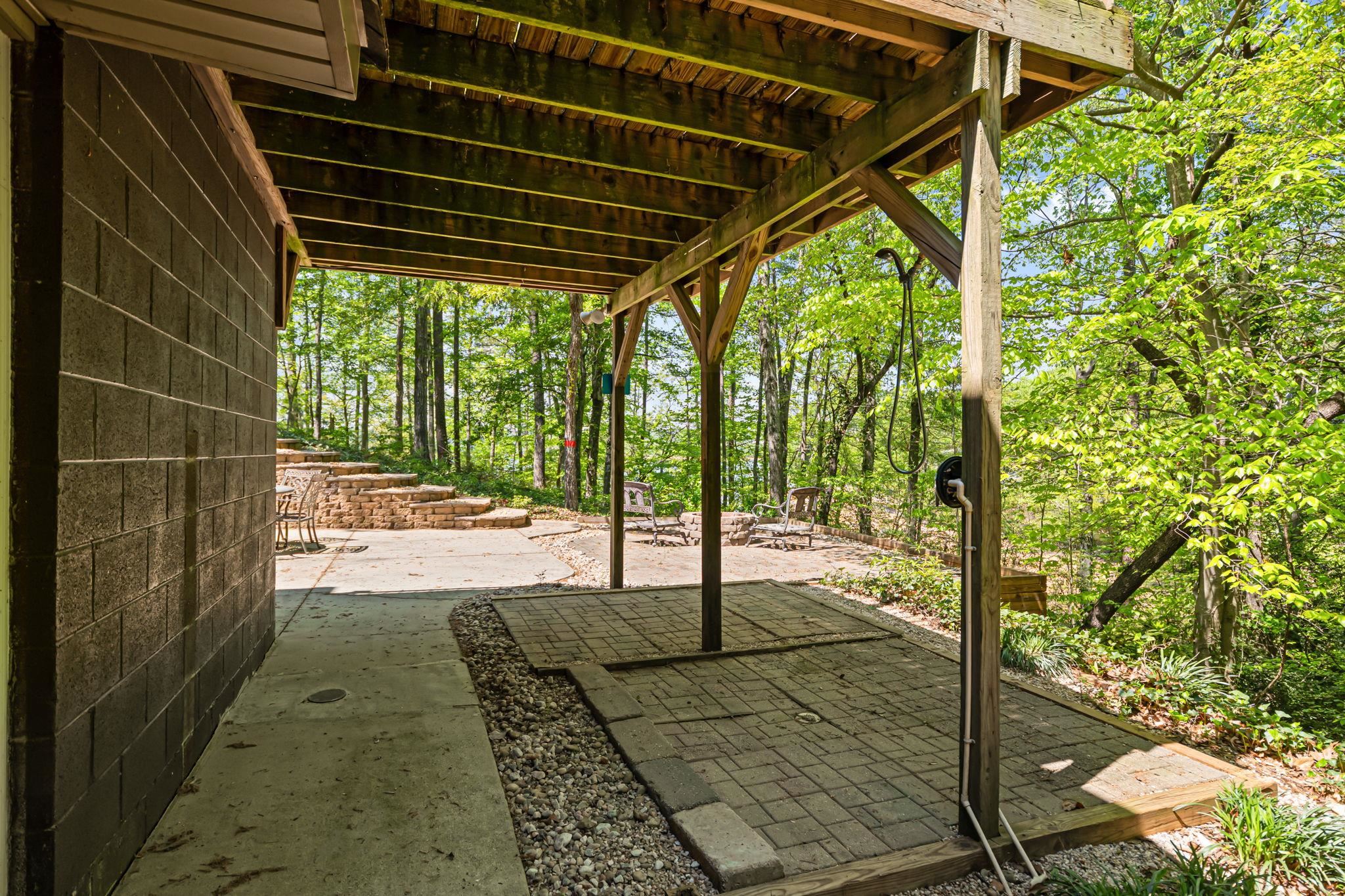 Clemson, South Carolina, 29631, United States, 4 Bedrooms Bedrooms, ,4 BathroomsBathrooms,Residential,Active,2044166