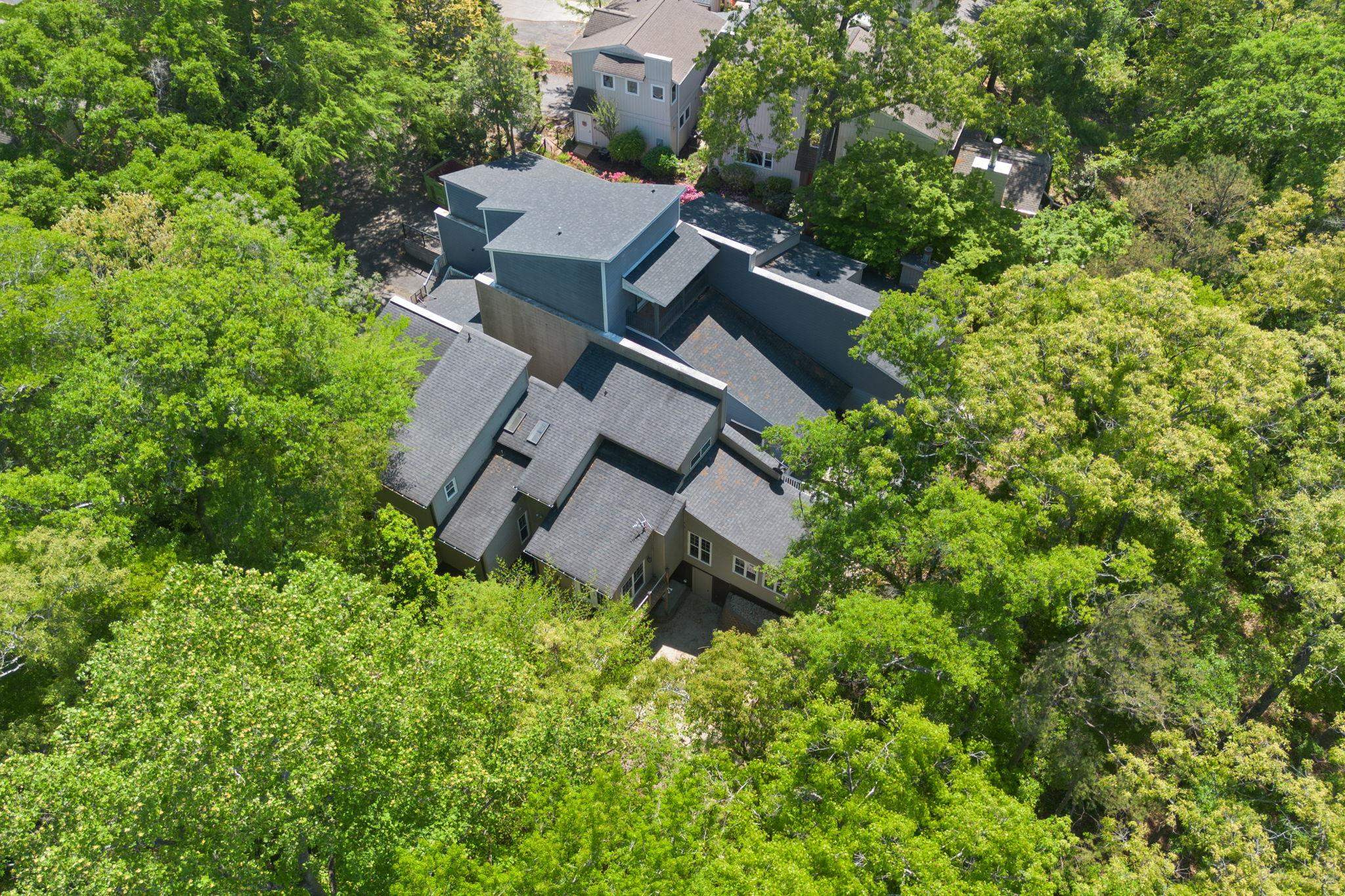 Clemson, South Carolina, 29631, United States, 4 Bedrooms Bedrooms, ,4 BathroomsBathrooms,Residential,Active,2044166