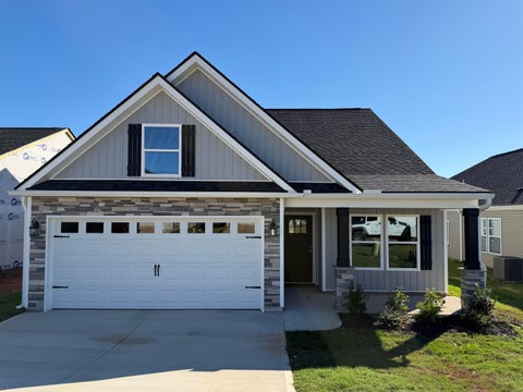 Homes For Sale - 1709 Spruce Knoll Street<br/> Spartanburg, SC 29303