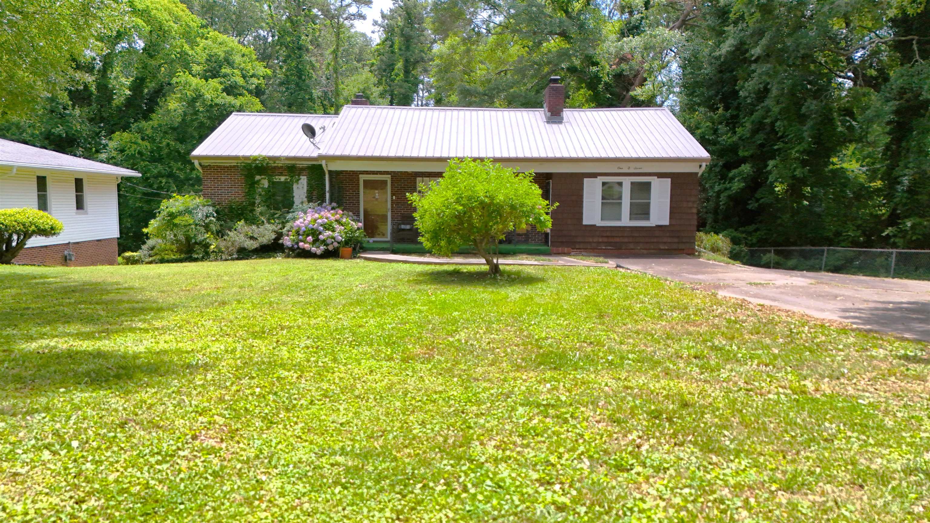 107 Coldbrook Drive, Spartanburg, South Carolina image 1