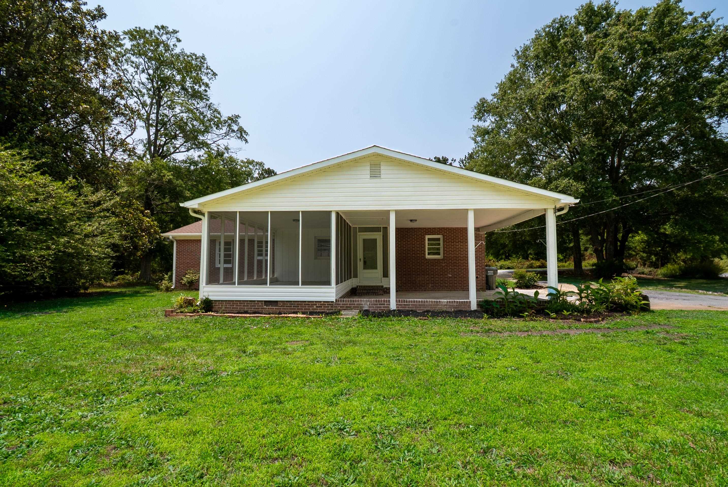231 E Hampton Avenue, Honea Path, South Carolina image 8