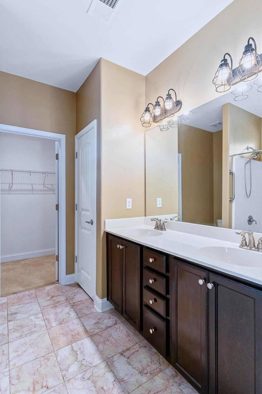 671 W Heatherstone Lane, Roebuck, South Carolina image 28