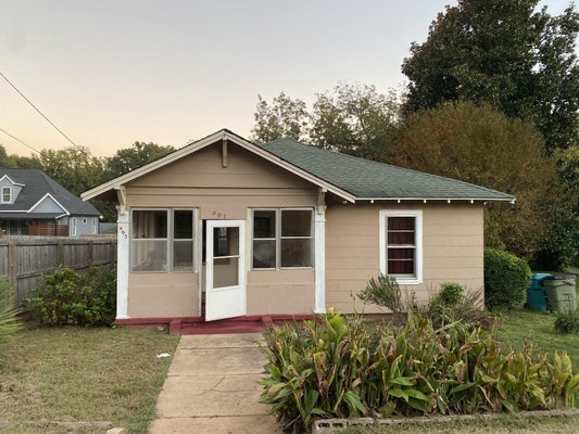 907 S JOHNSON ST, GAFFNEY, SC 29340 - Image d0f1cbd4342c967dccf038d8b7800fc3/644202829