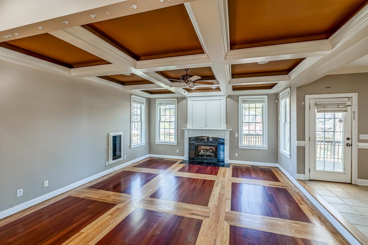 302 Whisper Walk Way, Fountain Inn, South Carolina image 4