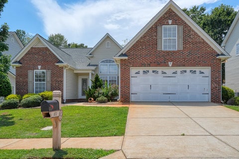 Homes For Sale - 831 Vandenburg Drive<br/> Boiling Springs, SC 29316