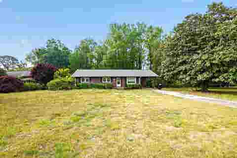 Homes For Sale - 1008 Fairfield Dr Dr<br/> Anderson, SC 29621