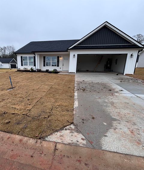 Homes For Sale - 103 Brentley Drive<br/> Chesnee, SC 29323