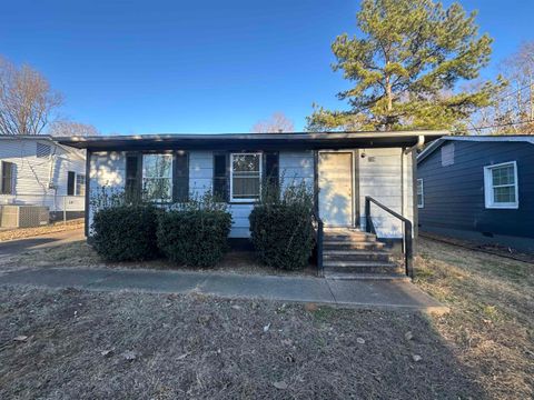 Homes For Sale - 739 Baltimore Street<br/> Spartanburg, SC 29303