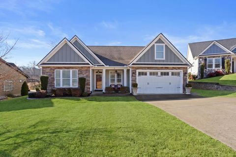 Homes For Sale - 323 Holly Oaks Lane<br/> Inman, SC 29349