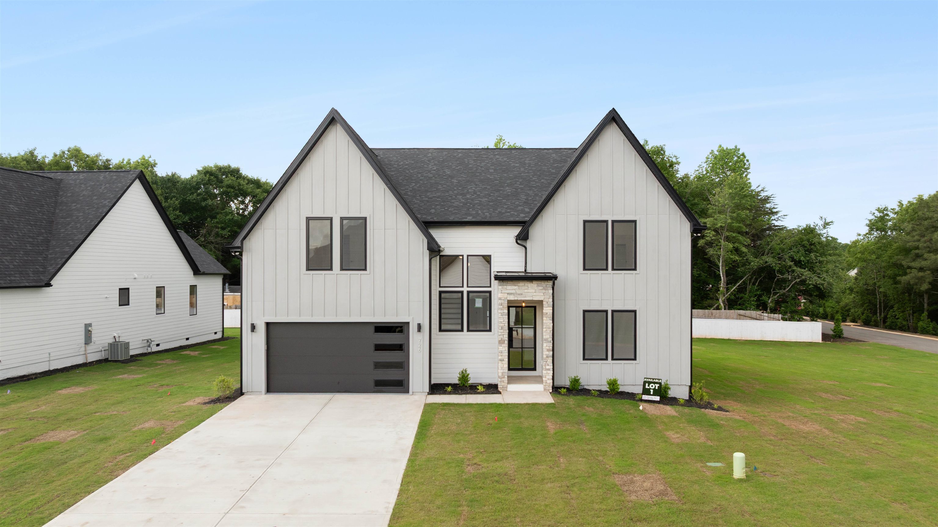 726 New South Court, Wellford, South Carolina image 1