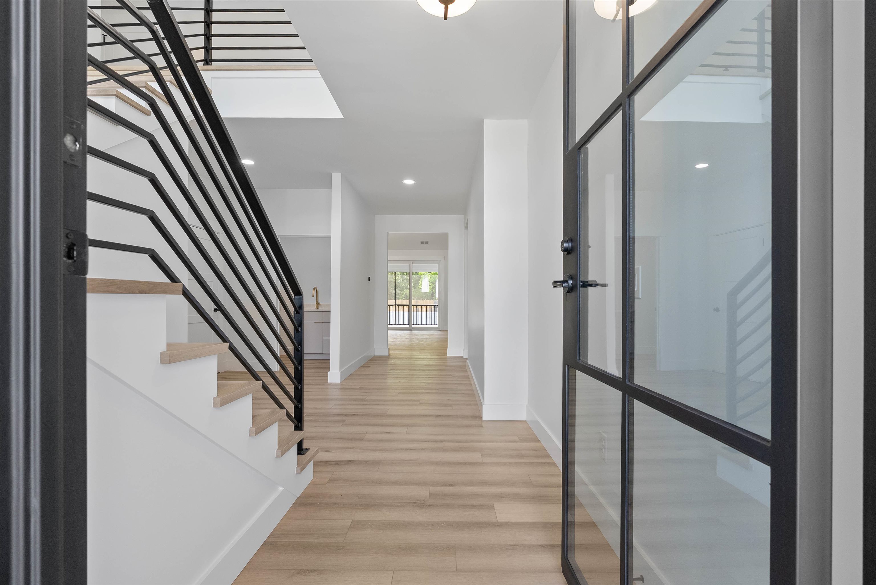 726 New South Court, Wellford, South Carolina image 3