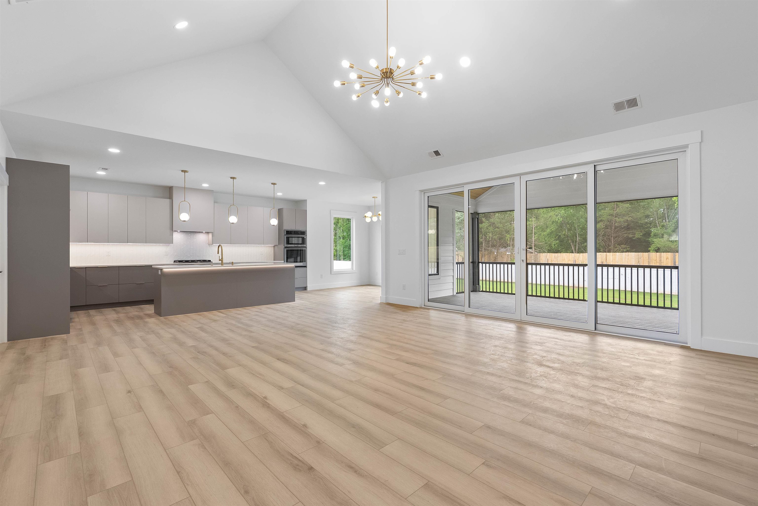 726 New South Court, Wellford, South Carolina image 6