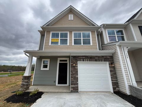 Homes For Sale - 122 Brayden Run<br/> Woodruff, SC 29388