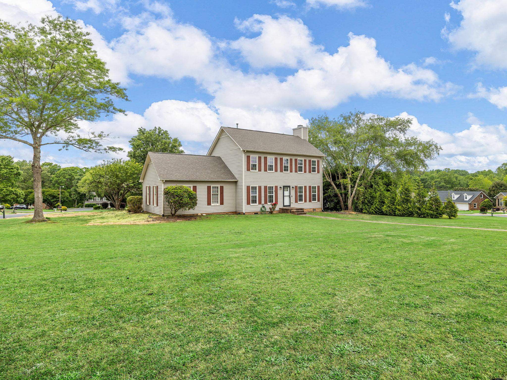 101 Jamestown Court, Moore, South Carolina image 1
