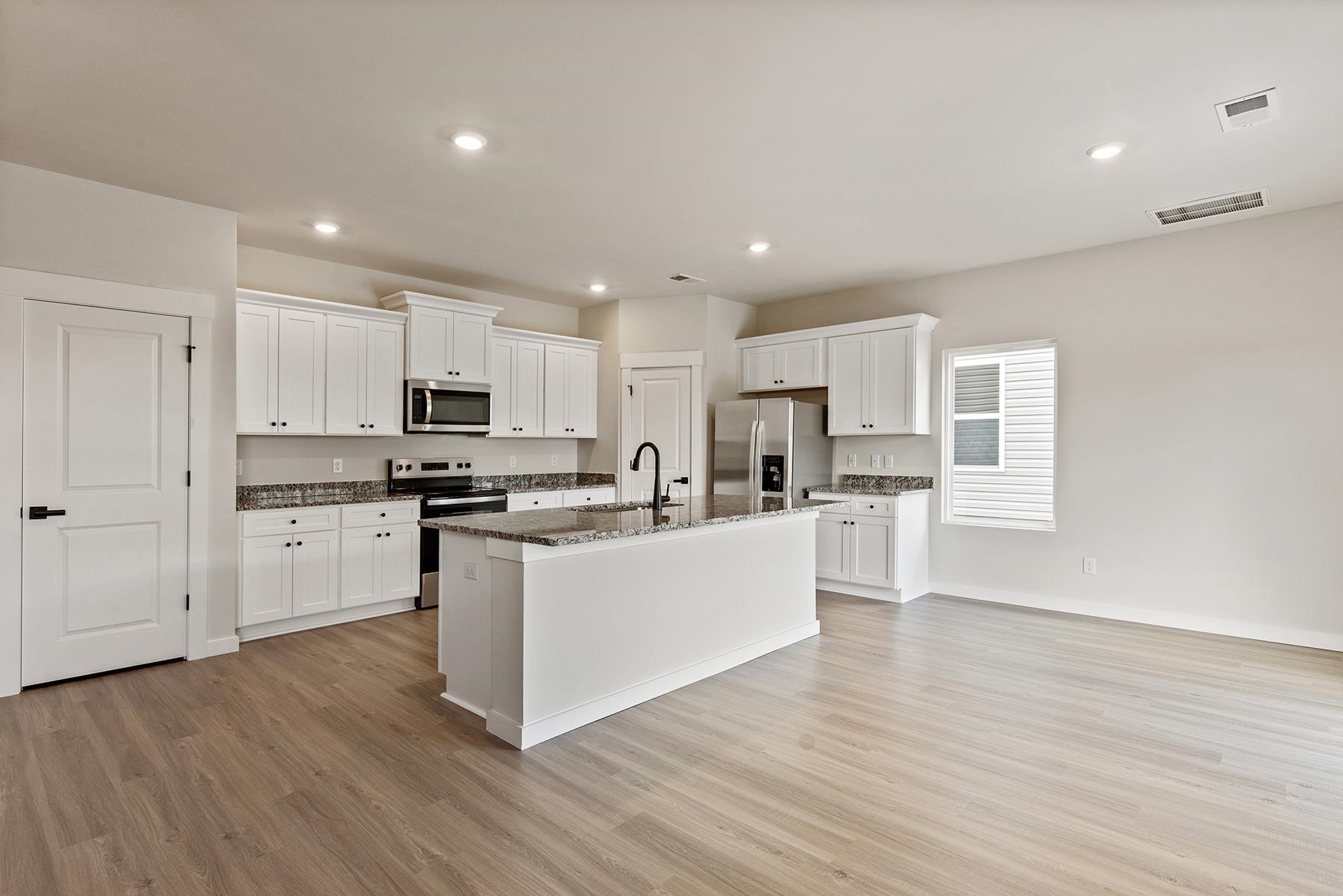 1217 Crested Iris Street, Moore, South Carolina image 8