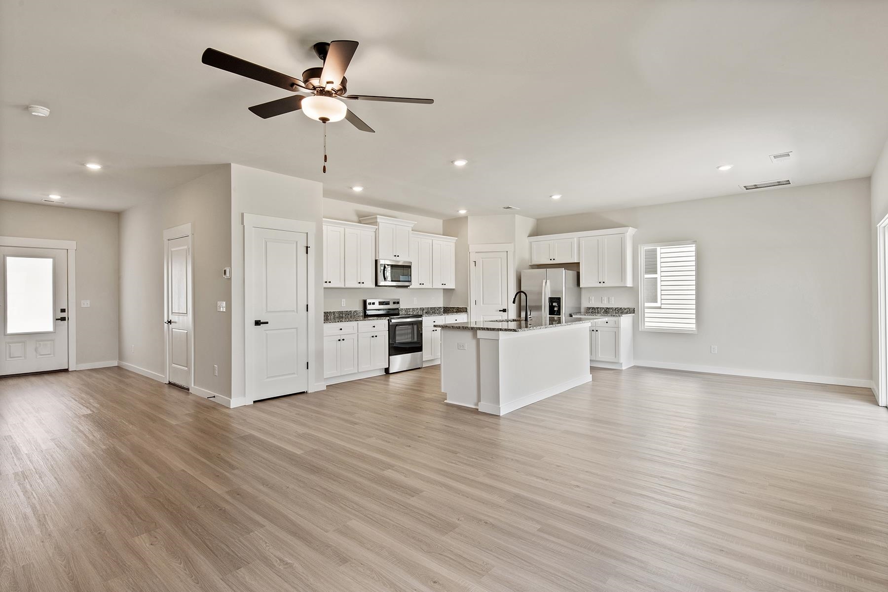 1217 Crested Iris Street, Moore, South Carolina image 4