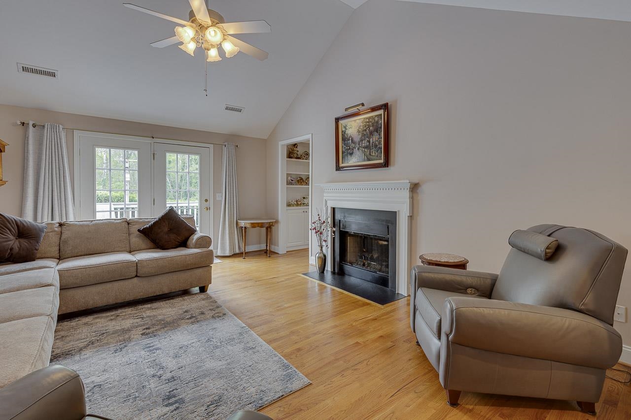 324 Viewmont Drive, Greenville, South Carolina image 16