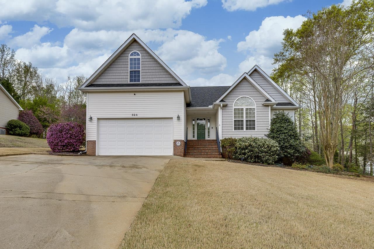 324 Viewmont Drive, Greenville, South Carolina image 1