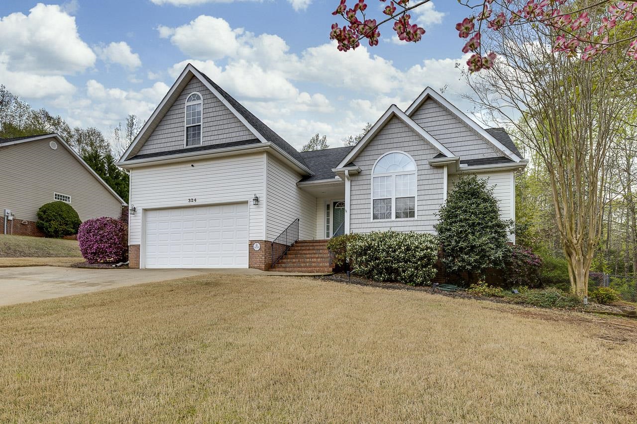 324 Viewmont Drive, Greenville, South Carolina image 2