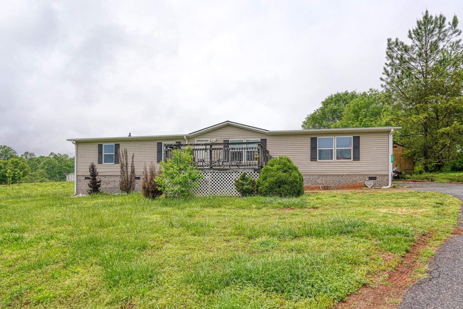 360 Johnson Circle, Inman, South Carolina image 2