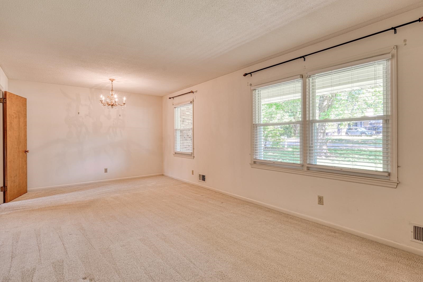 401 Caston Drive, Boiling Springs, South Carolina image 13