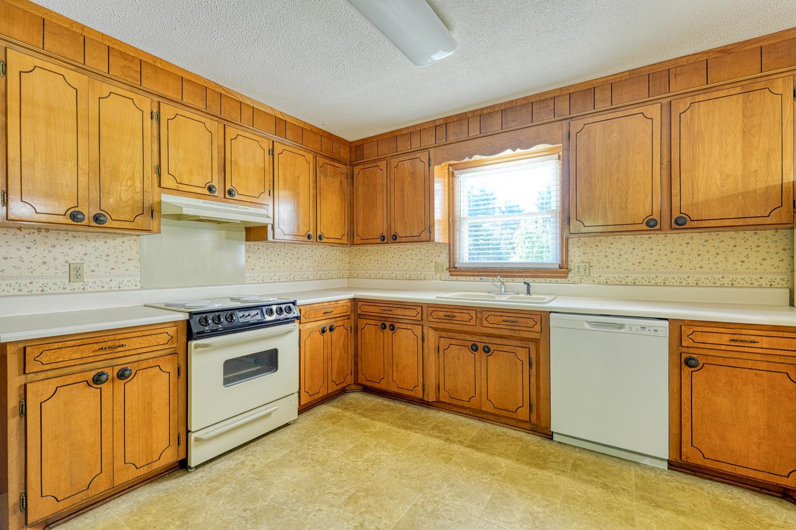 401 Caston Drive, Boiling Springs, South Carolina image 11