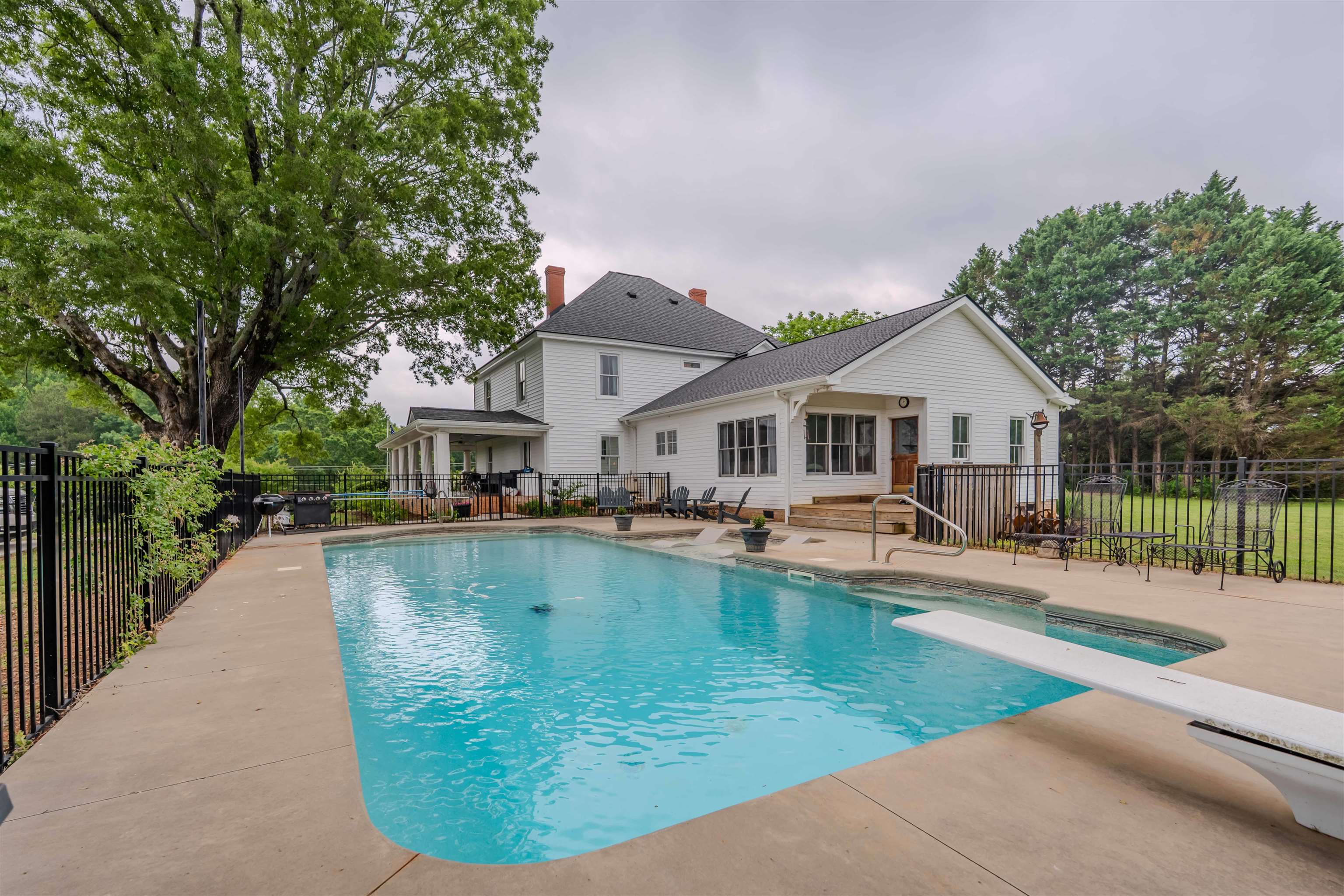251 W Mcelhaney Road, Taylors, South Carolina image 3